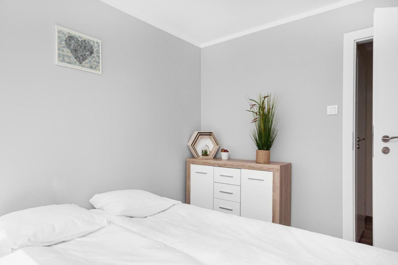 Apartments Warsaw Solidarnosci By Renters 外观 照片